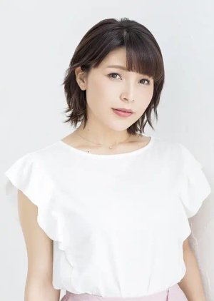 Emi  Nitta