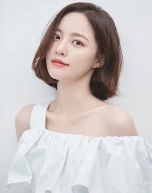 Yoon Kyung  Bae