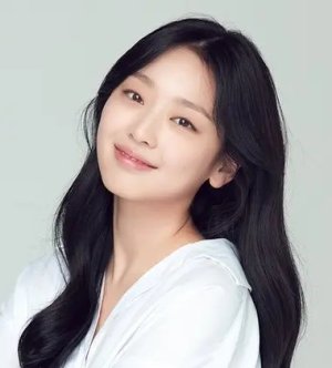Soo Min  Lee