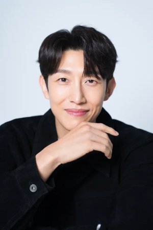 Ki Young  Kang