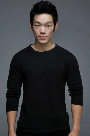 Jung Hyun  Lee