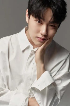 Hyun Soo  Yoon