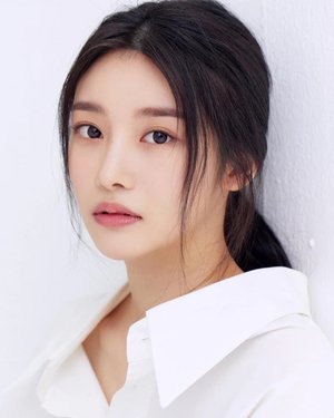 Seo Yoon  Moon