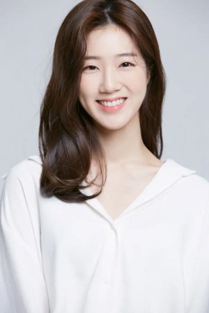Ji Won  Lee