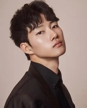 Hyun Chi  Kim