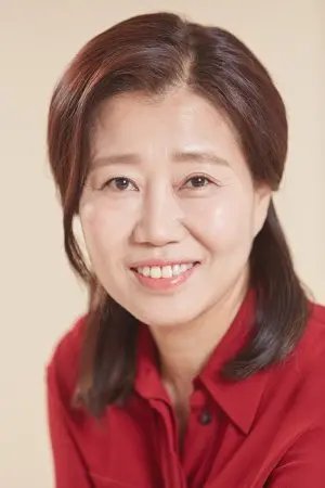 Youn Hee  Hwang