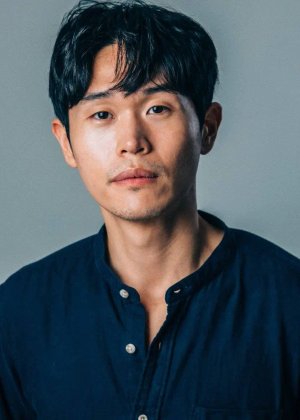 Gil Woo  Kang