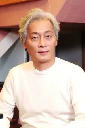 Hwang Ui  Lee