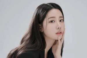 Ji Won  Shin