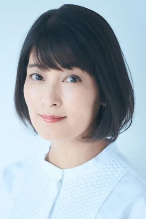 Ayako  Kawasumi