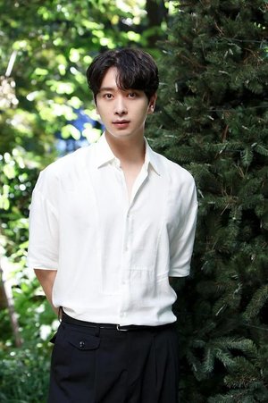 Chan Sung  Hwang
