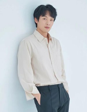 Lee  Ki Taek