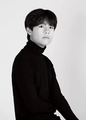 Ji Hoon  Jung