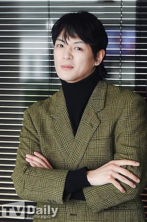 Dong Goo  Choi