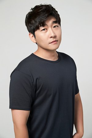Je Wook  Yeon