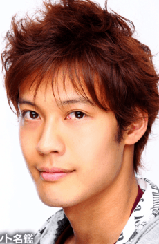 Akira  Koga