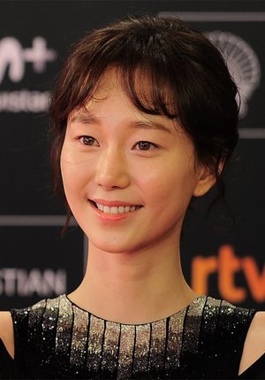 Yoo Young  Lee