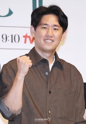 Min Soo  Lee