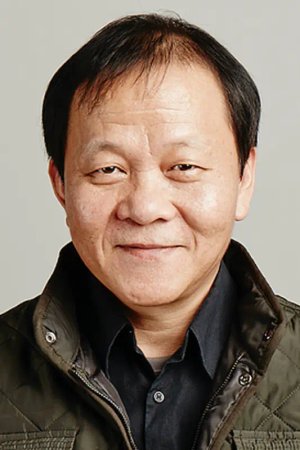 Hyun Woo