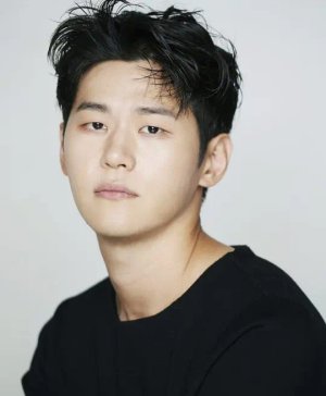 Hak Joo Lee
