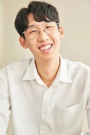 Sang Jin Lee