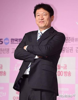 Eung Soo Kim
