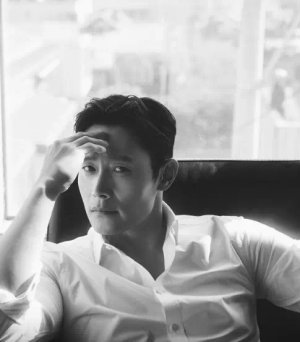 Byung Hun Lee