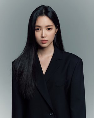 Na Eun Son