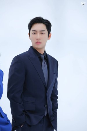 Hwa Woon Kwon