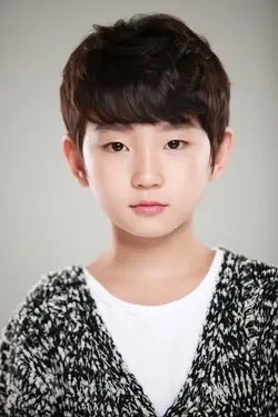 Shi Woo Lee