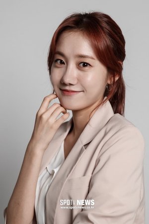 Min Ah Jung